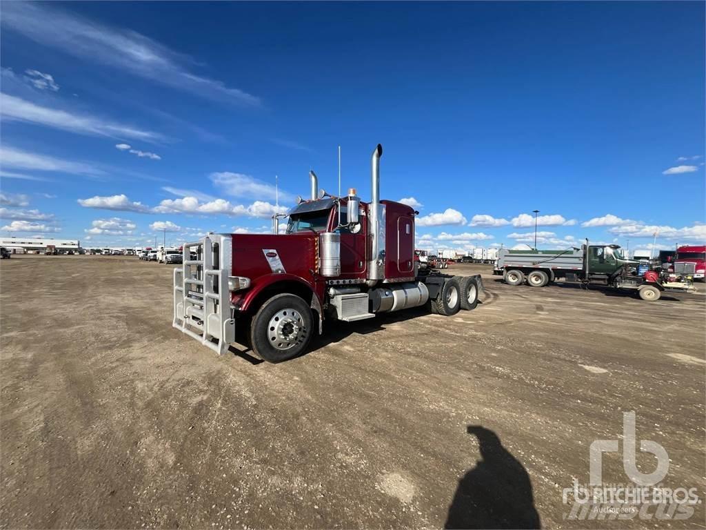 Peterbilt 389 Тягачі