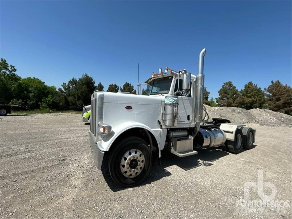 Peterbilt 389 Тягачі