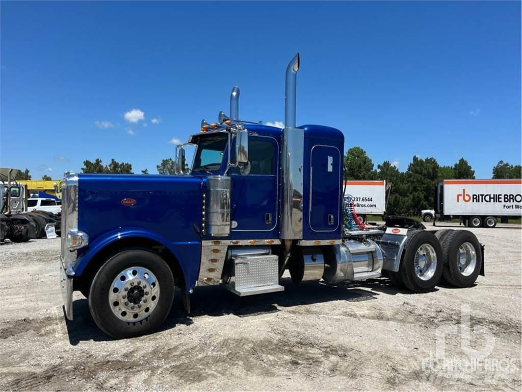 Peterbilt 389 Тягачі