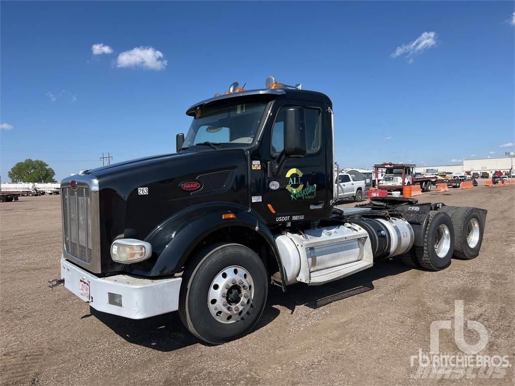 Peterbilt 567 Тягачі