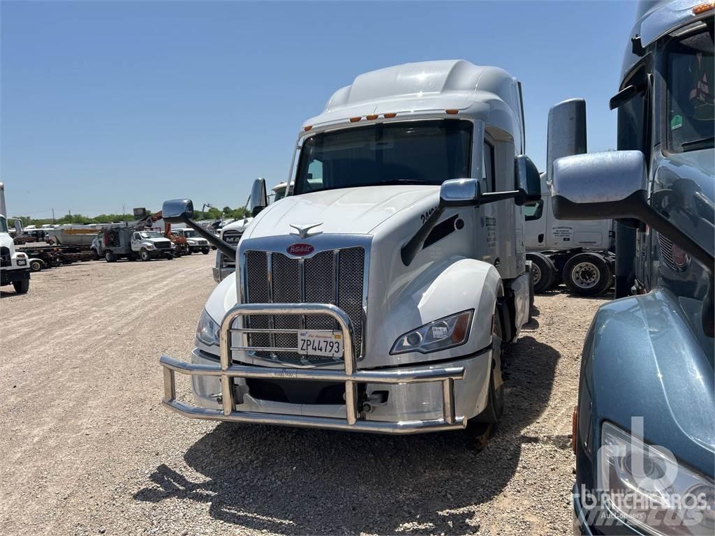 Peterbilt 579 Тягачі