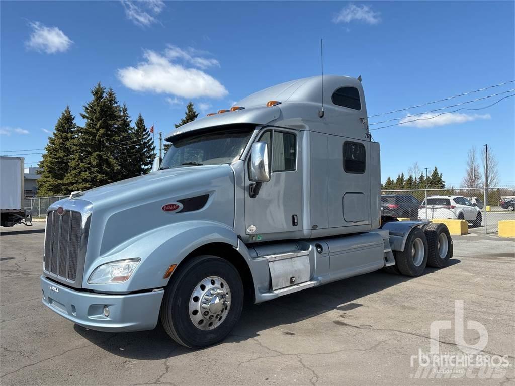 Peterbilt 587 Тягачі