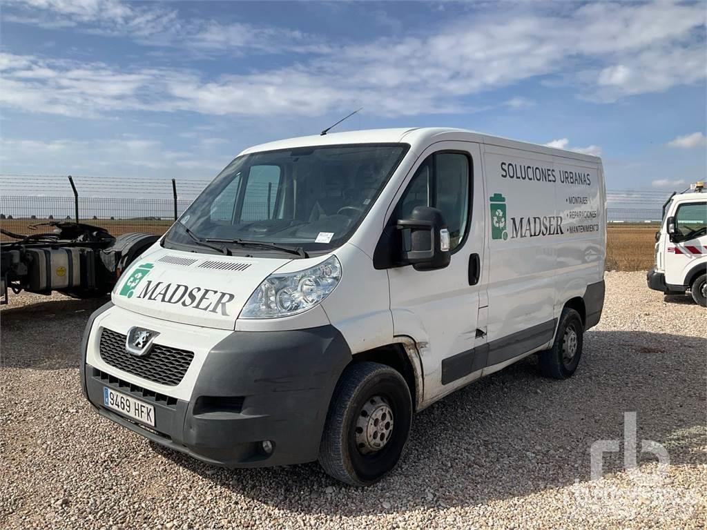 Peugeot BOXER Панельні фургони