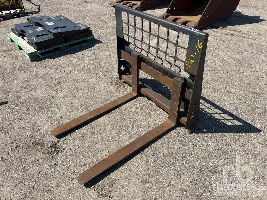  Poly Tank Вили