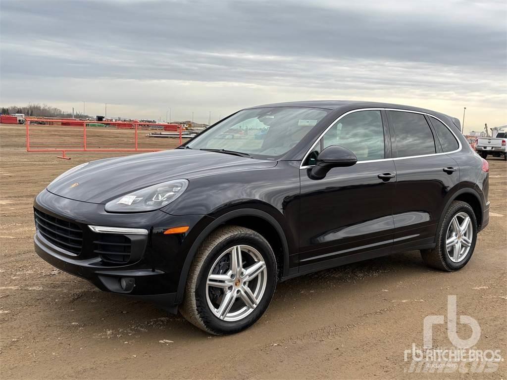 Porsche CAYENNE Пікапи / Бічне розвантаження