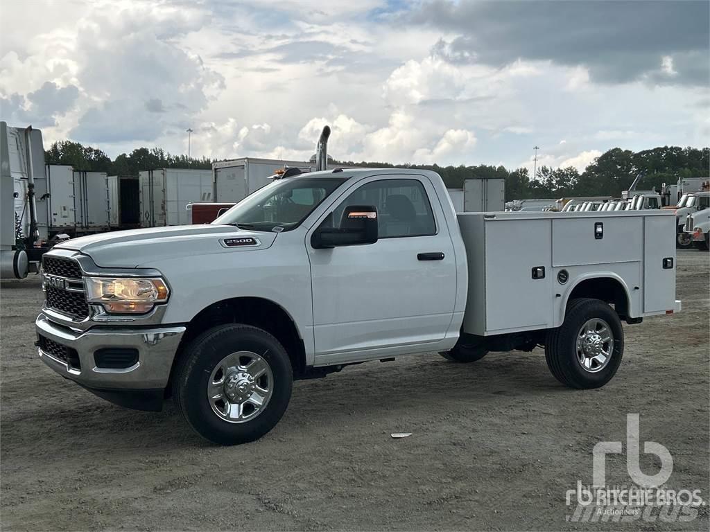 RAM 2500 Комунальні автомобілі / автомобілі загального призначення