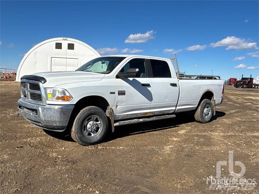 RAM 2500HD Пікапи / Бічне розвантаження
