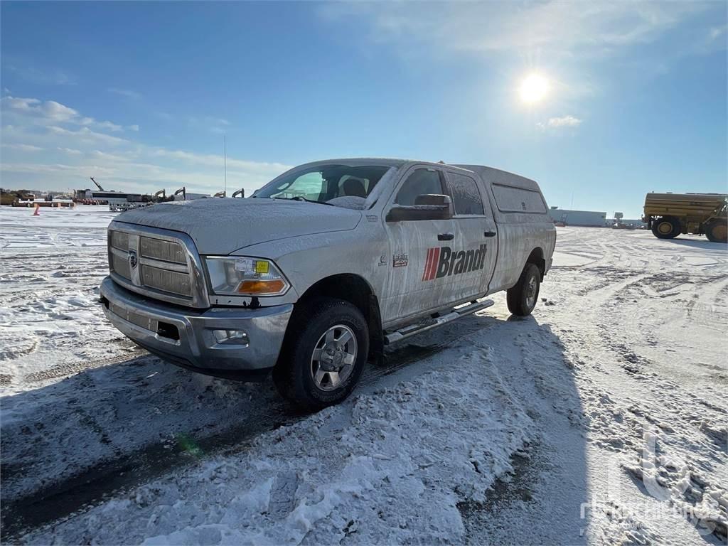 RAM 3500 Пікапи / Бічне розвантаження