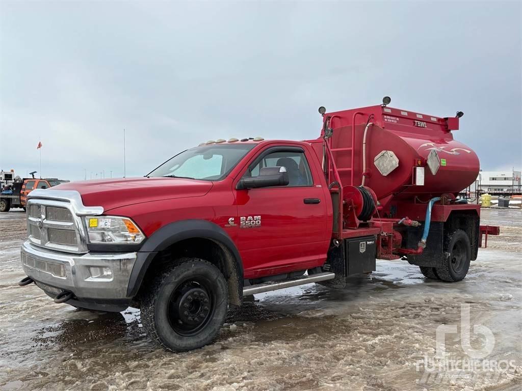 RAM 5500 Вантажівки / спеціальні