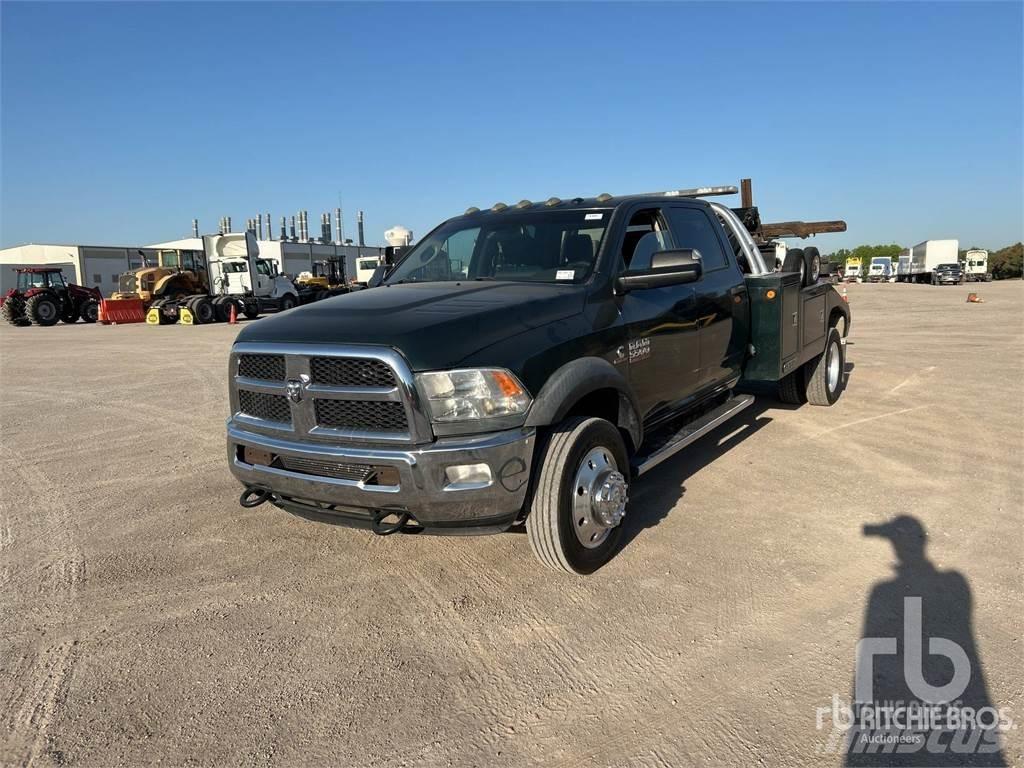 RAM 5500 Бортові вантажівки