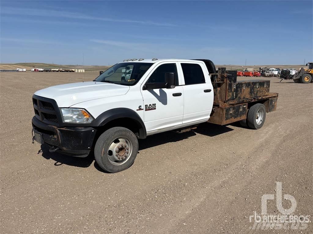 RAM 5500 Шасі з кабіною
