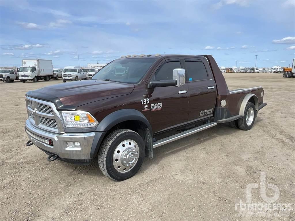 RAM 5500HD Вантажівки-платформи/бокове розвантаження