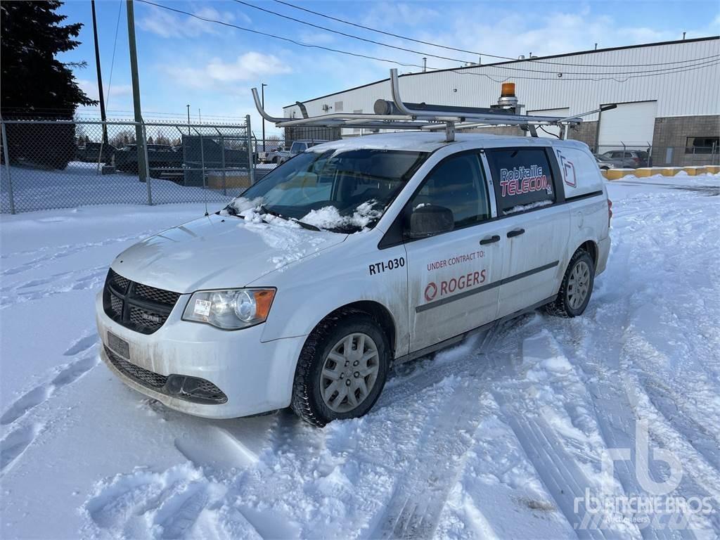 RAM CARGO Комунальні автомобілі / автомобілі загального призначення
