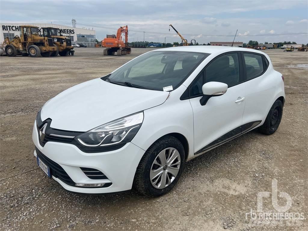 Renault CLIO Автомобілі