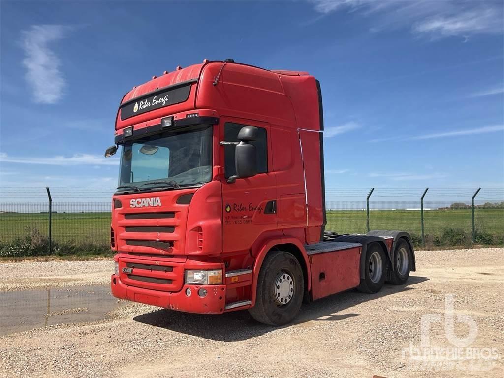 Scania R440LA Тягачі