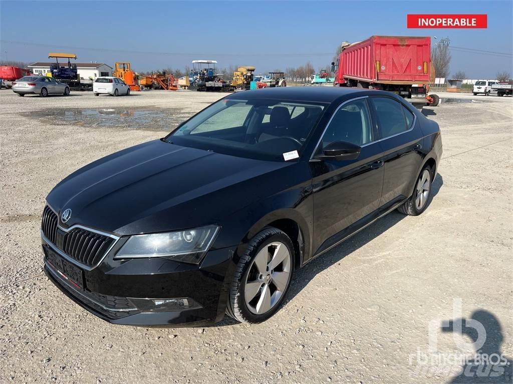 Skoda SUPERB Автомобілі