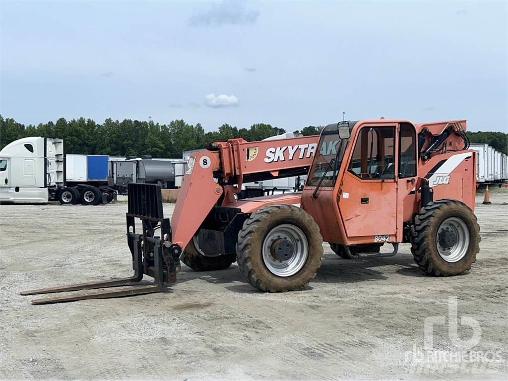SkyJack 8042 Телескопічні навантажувачі