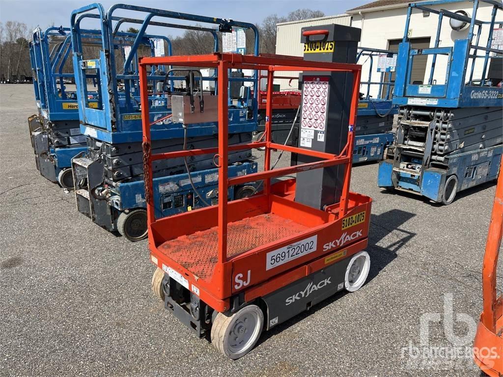 SkyJack SJ12 Колінчаті підйомники