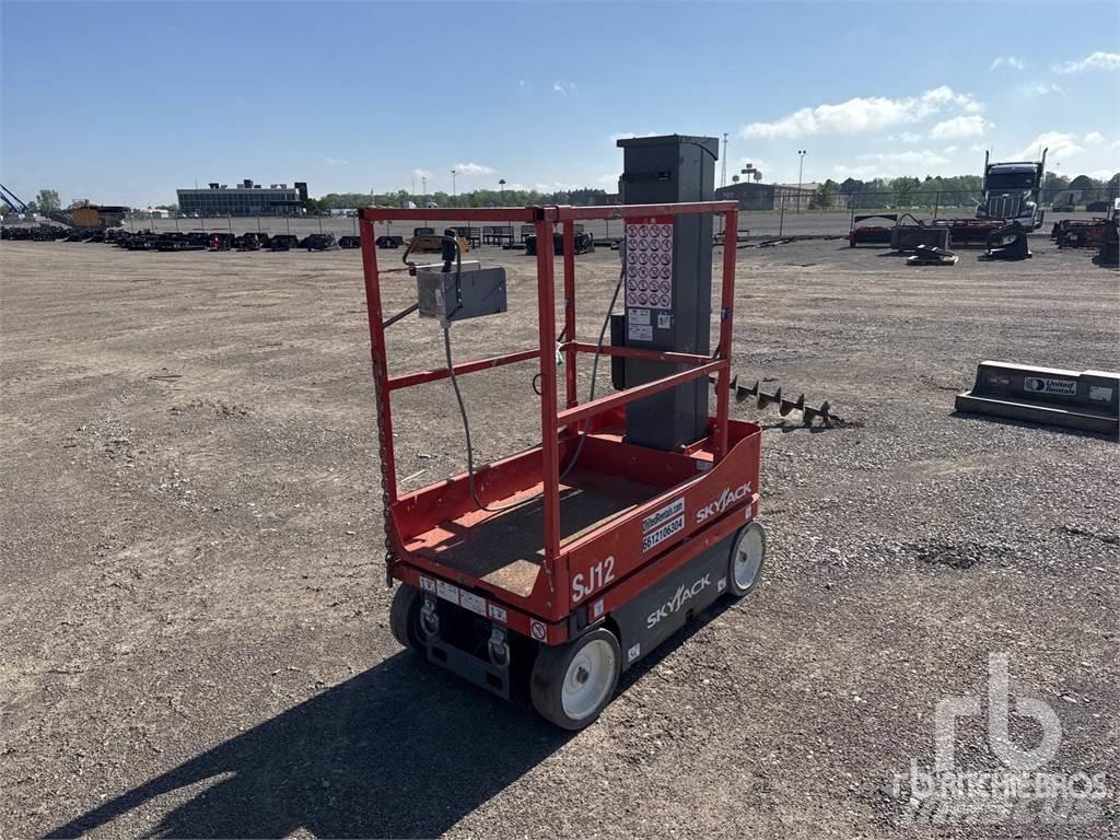 SkyJack SJ12 Колінчаті підйомники