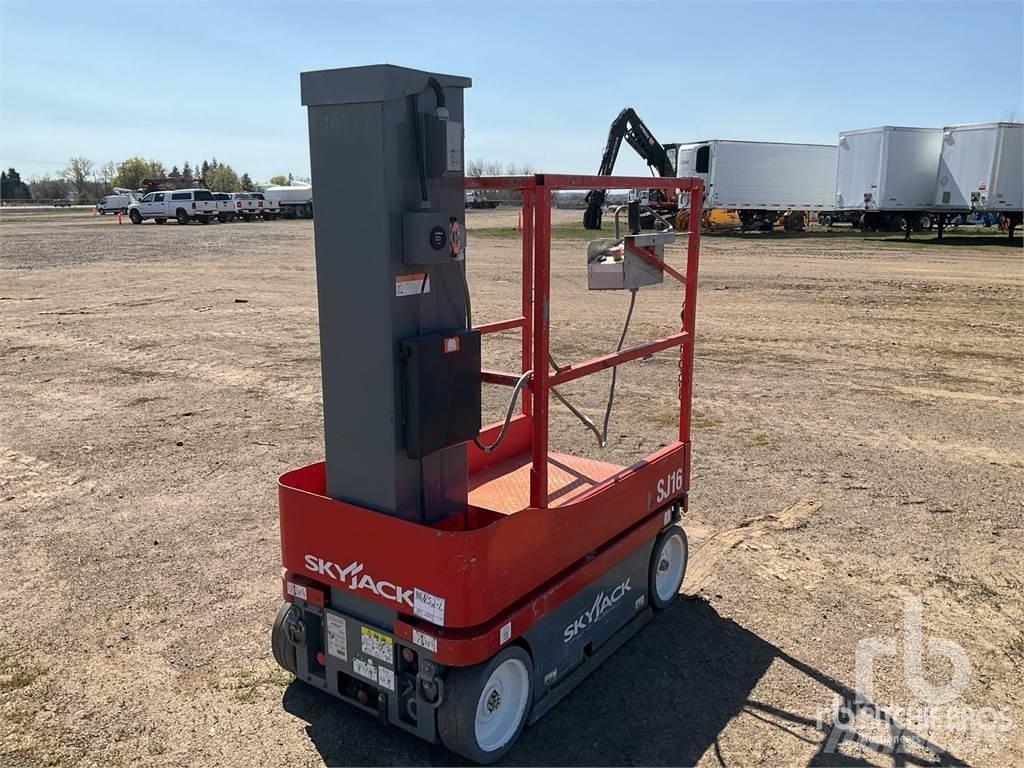 SkyJack SJ16 Колінчаті підйомники
