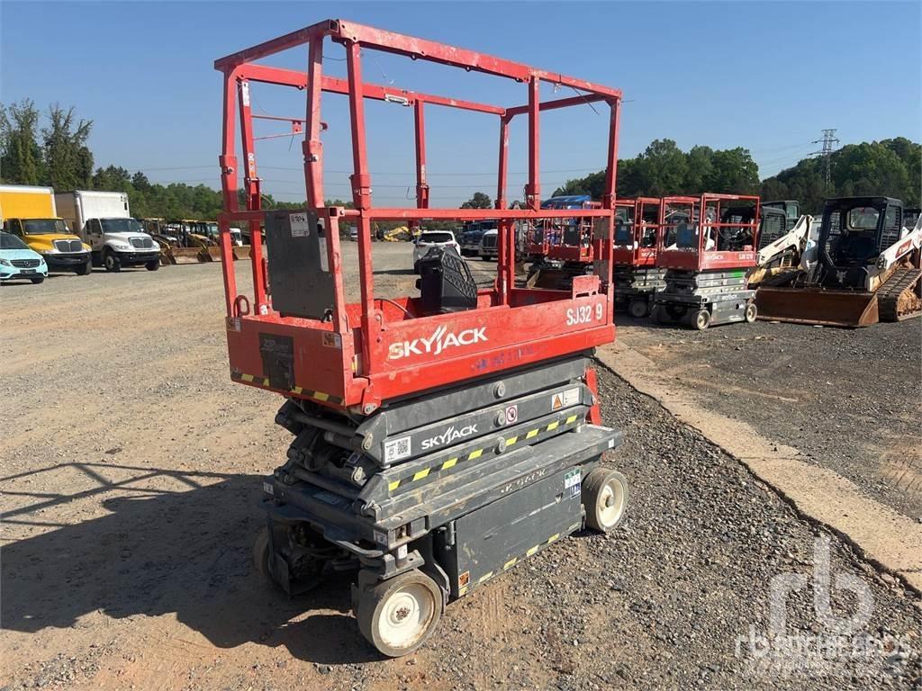 SkyJack SJ3219 Підйомники-ножиці