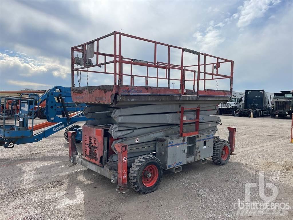 SkyJack SJ9250 Підйомники-ножиці