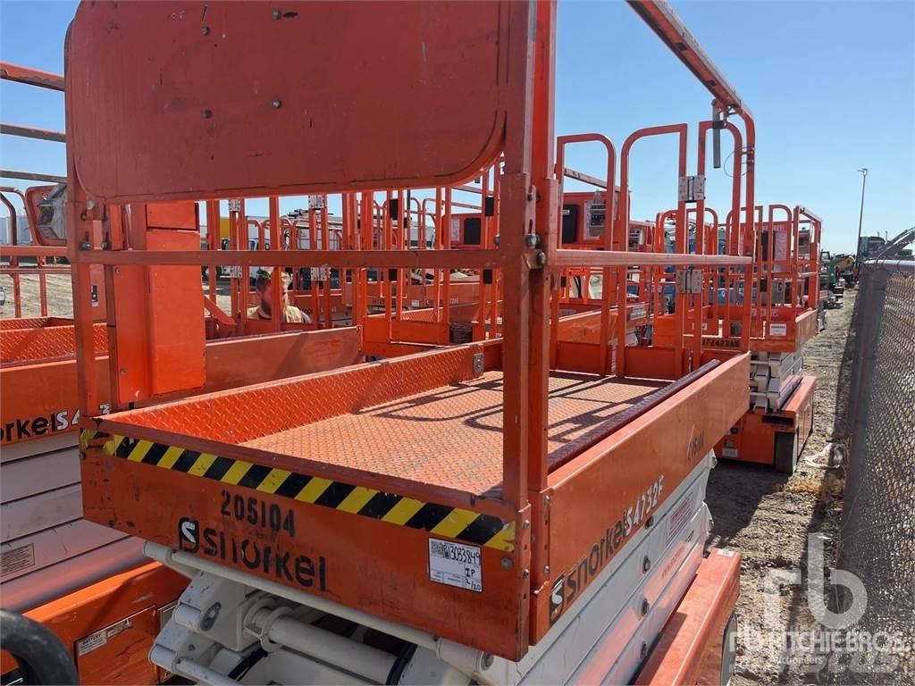 Snorkel S4732E Підйомники-ножиці