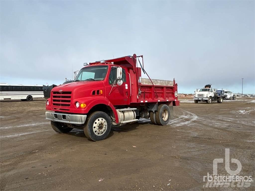 Sterling L8501 Самоскиди