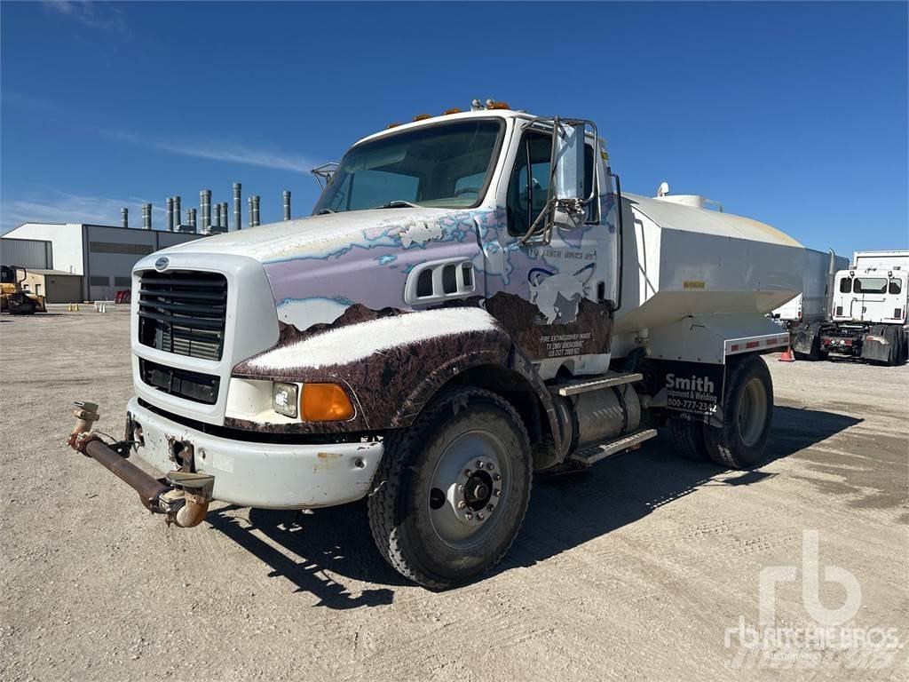 Sterling L8513 Поливальні машини