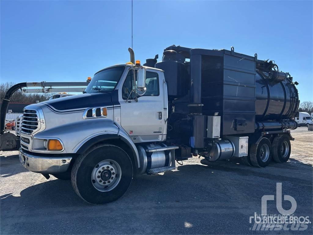 Sterling LT9500 Комбі/Вакуумні вантажівки