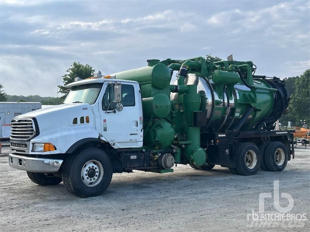 Sterling LT9500 Комбі/Вакуумні вантажівки