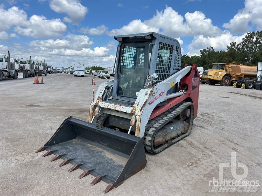 Takeuchi TL230 Міні-навантажувачі