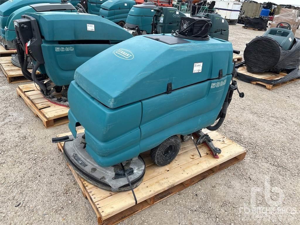 Tennant 5680 Підмітальні машини