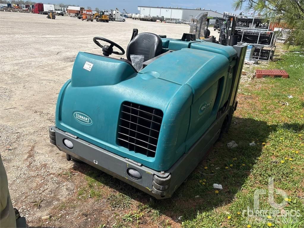Tennant M30 Підмітальні машини