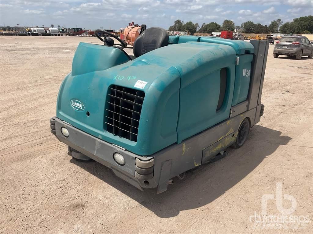 Tennant M30 Підмітальні машини