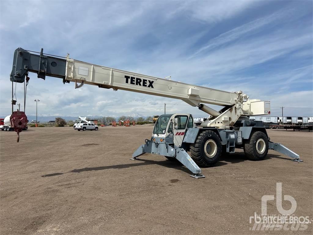 Terex CD225 автокрани всюдиходи