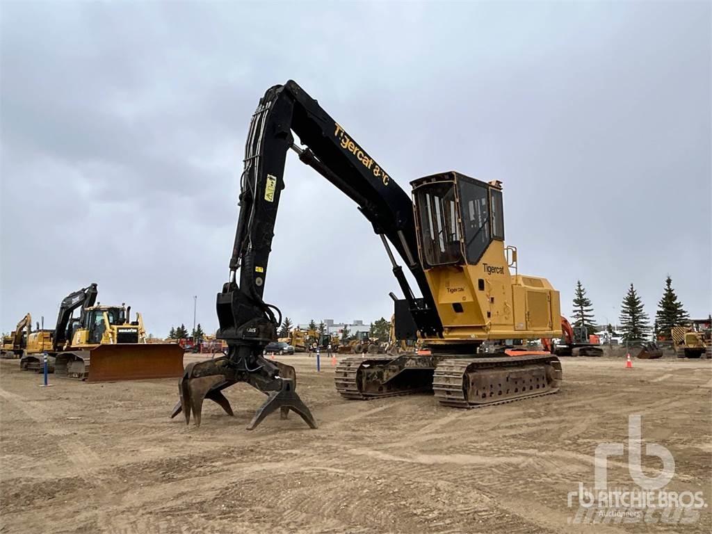 Tigercat 880 Лісонавантажувачі