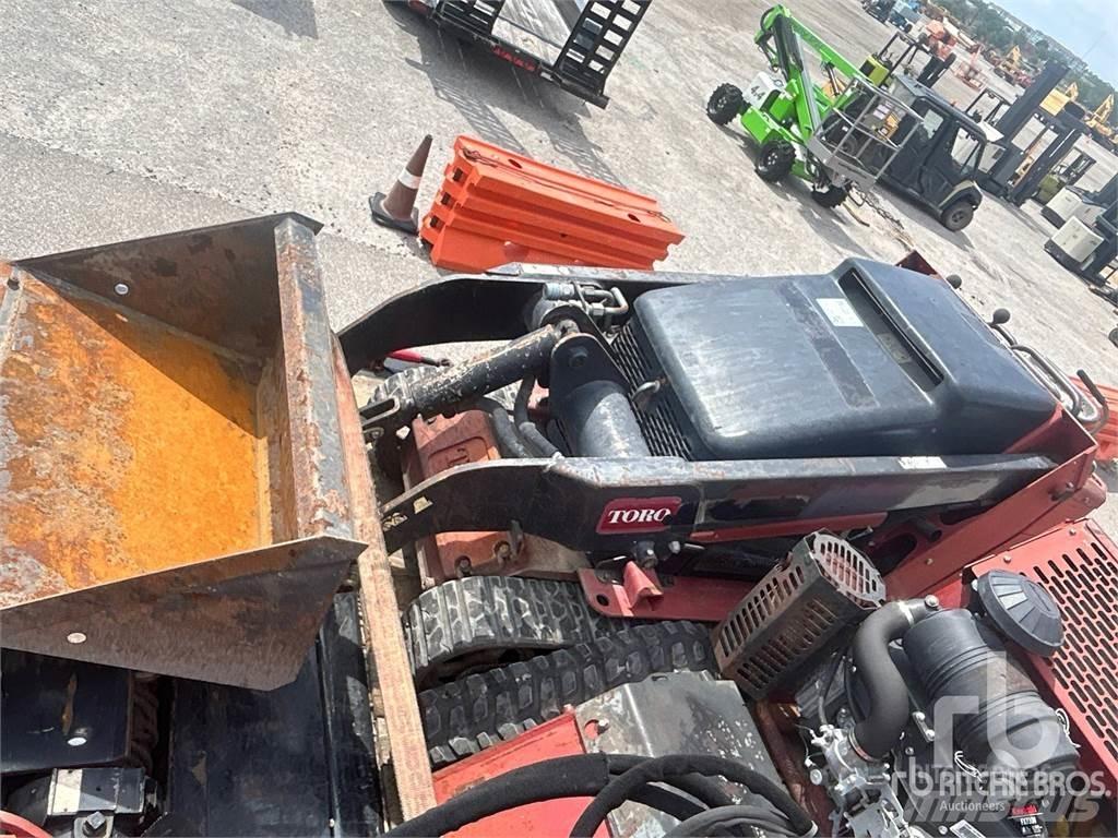 Toro TX525N Міні-навантажувачі