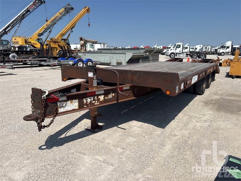 TOWMASTER C-20 Низькорамні причепи