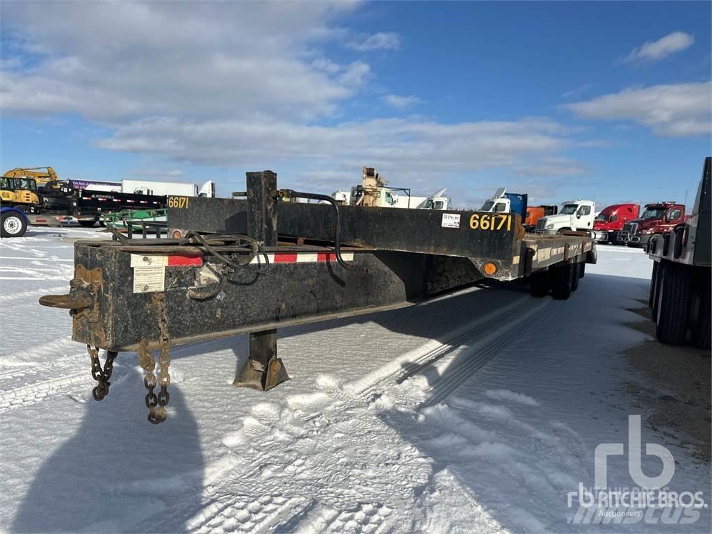 TOWMASTER T-40 Низькорамні причепи