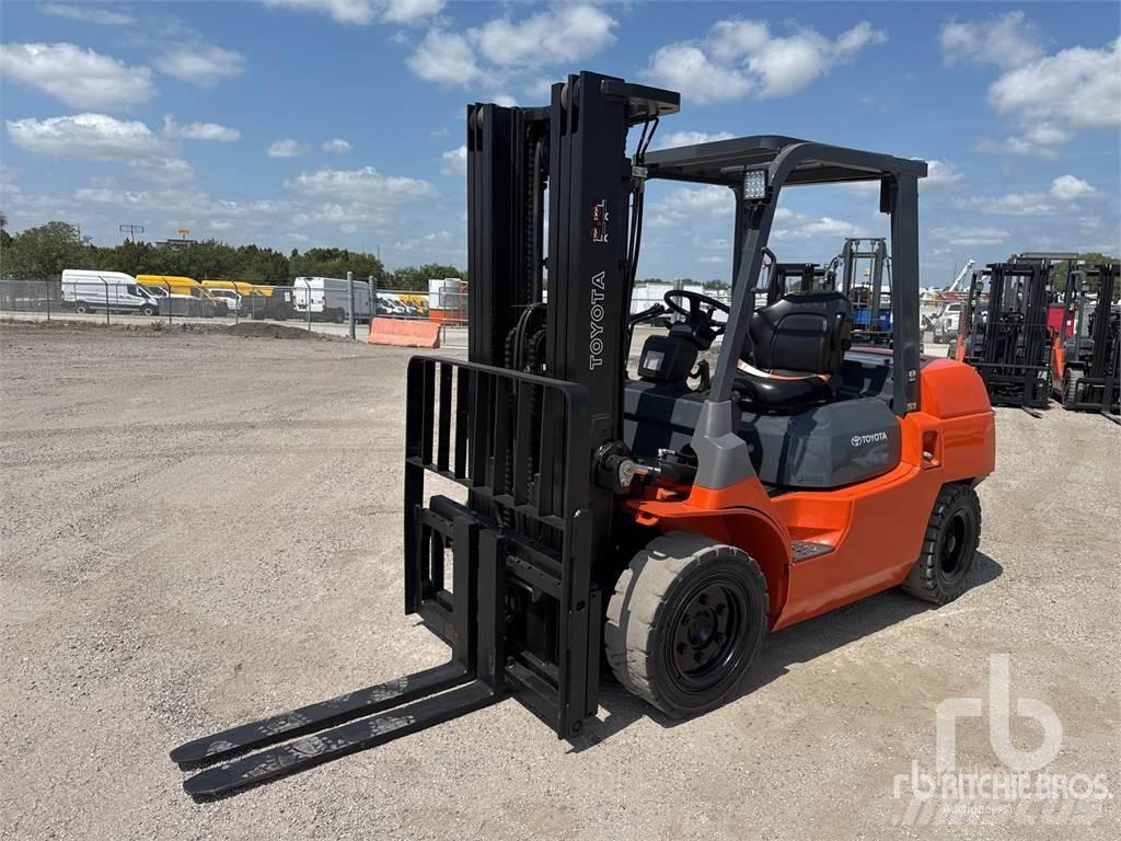 Toyota 7FDU35 Дизельні навантажувачі