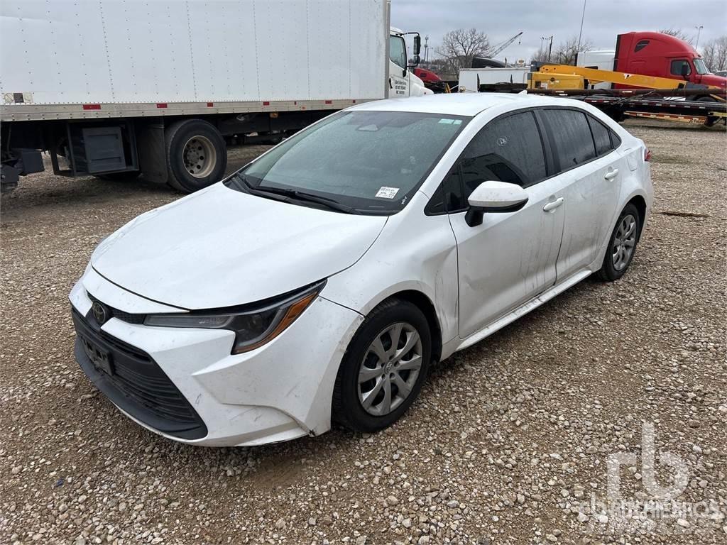 Toyota COROLLA Автомобілі