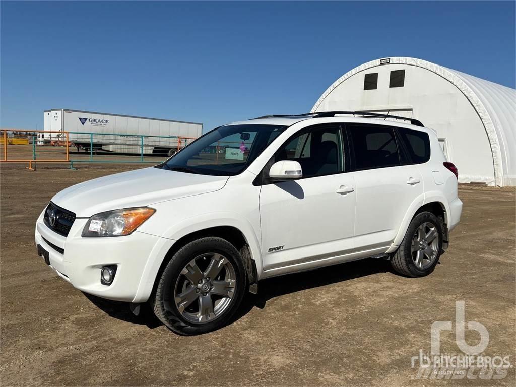 Toyota RAV4 Пікапи / Бічне розвантаження