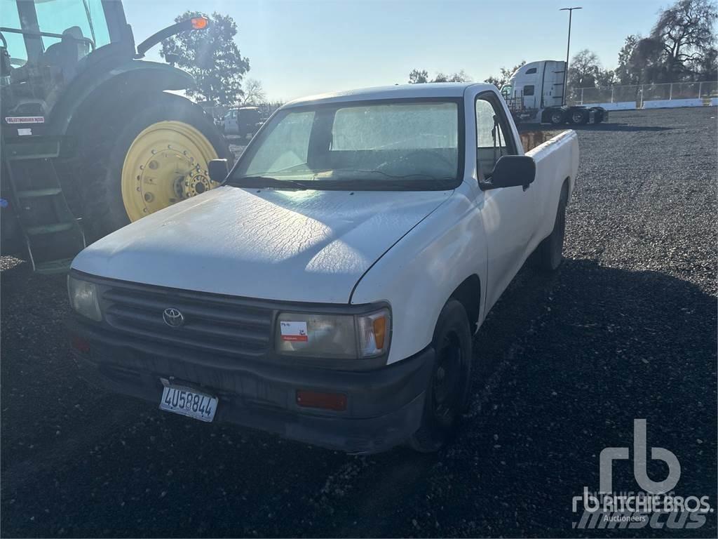 Toyota T100 Пікапи / Бічне розвантаження