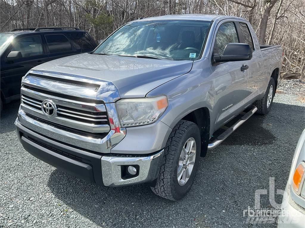 Toyota TUNDRA Пікапи / Бічне розвантаження