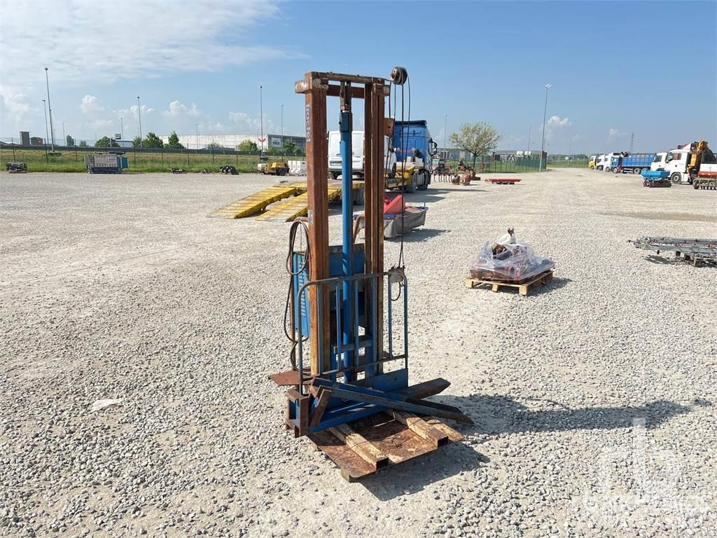  TRACTEL TL630 стелажі складські