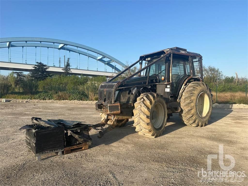 Valtra T173 Трактори