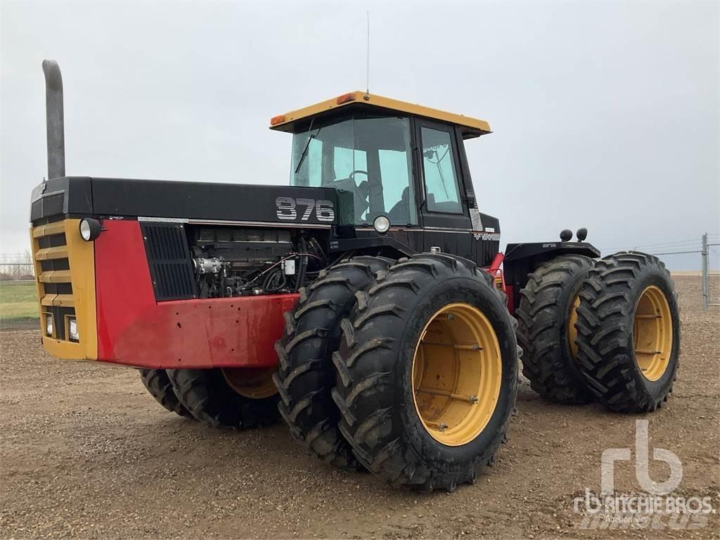 Versatile 876 Трактори