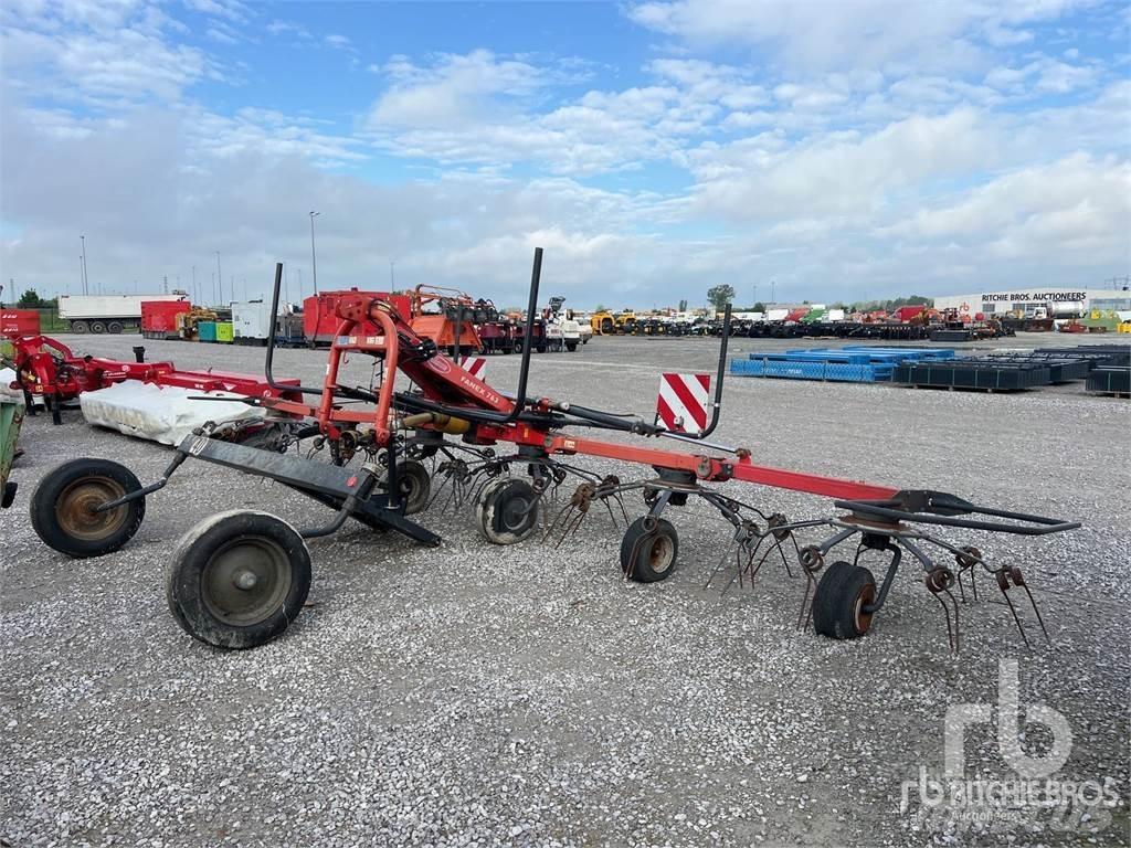 Vicon FANEX 763 Граблі і сінозворушувачі