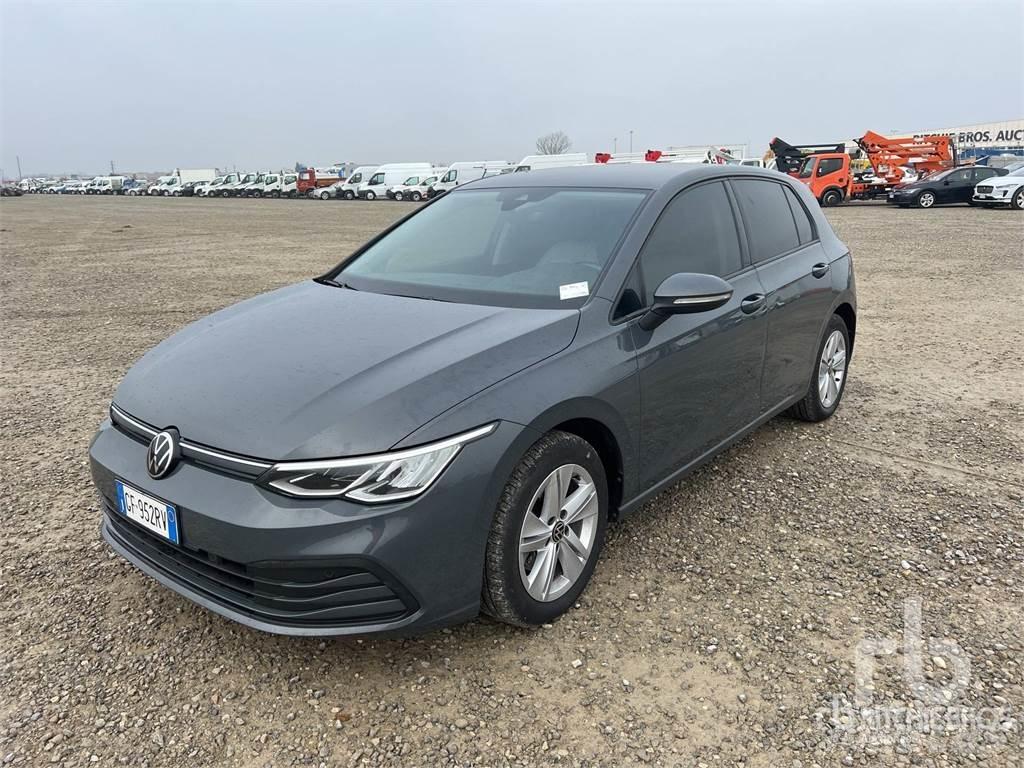 Volkswagen GOLF Автомобілі